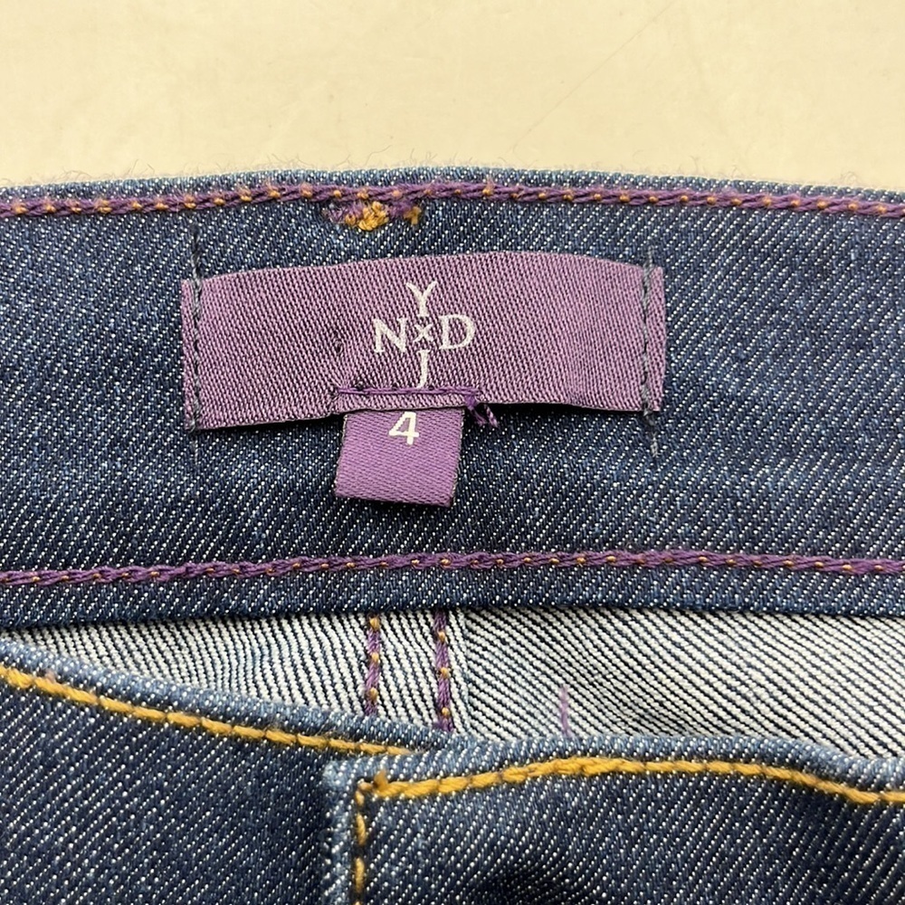 NYDJ Bootcut Flare Mid Rise Size 4 - Picture 8 of 16